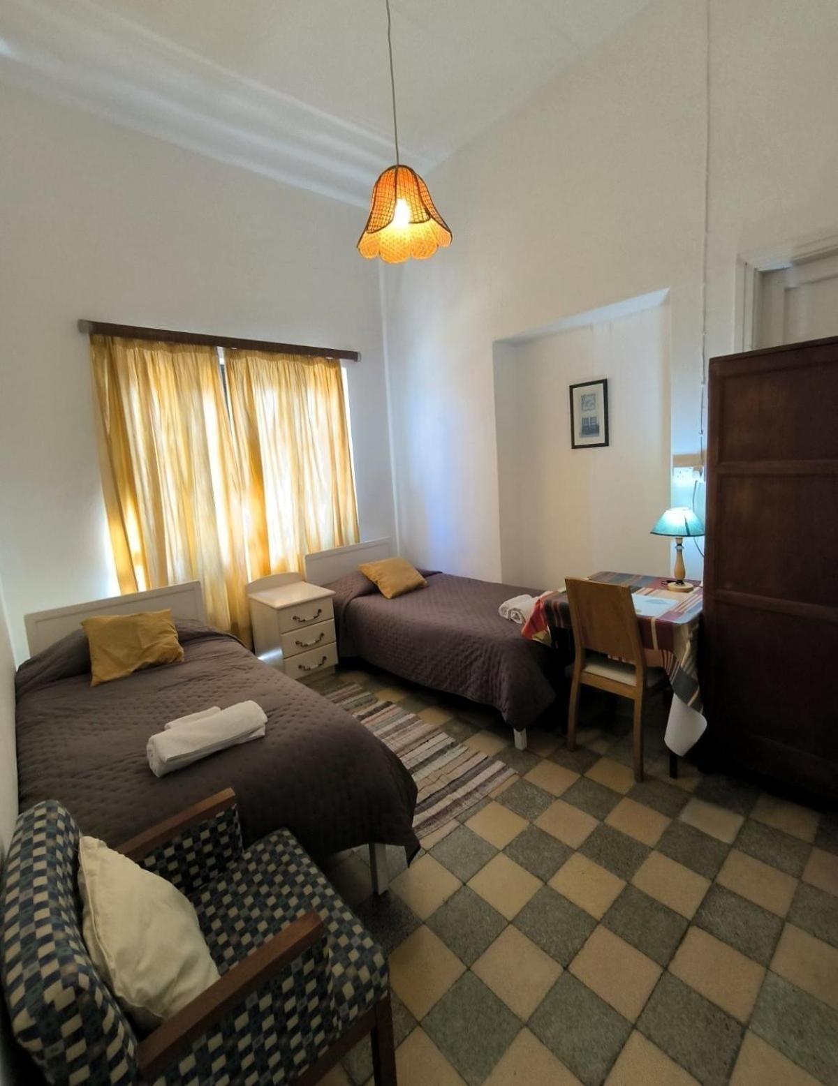 Trianon Hostel Paphos Bagian luar foto